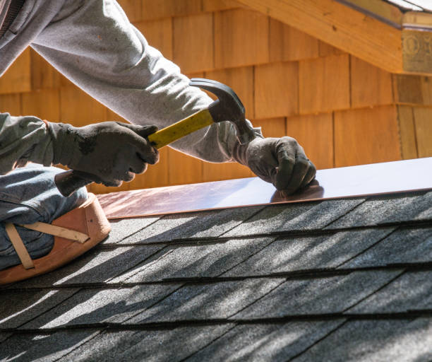 Best Emergency Roof Repair  in Loretto, TN